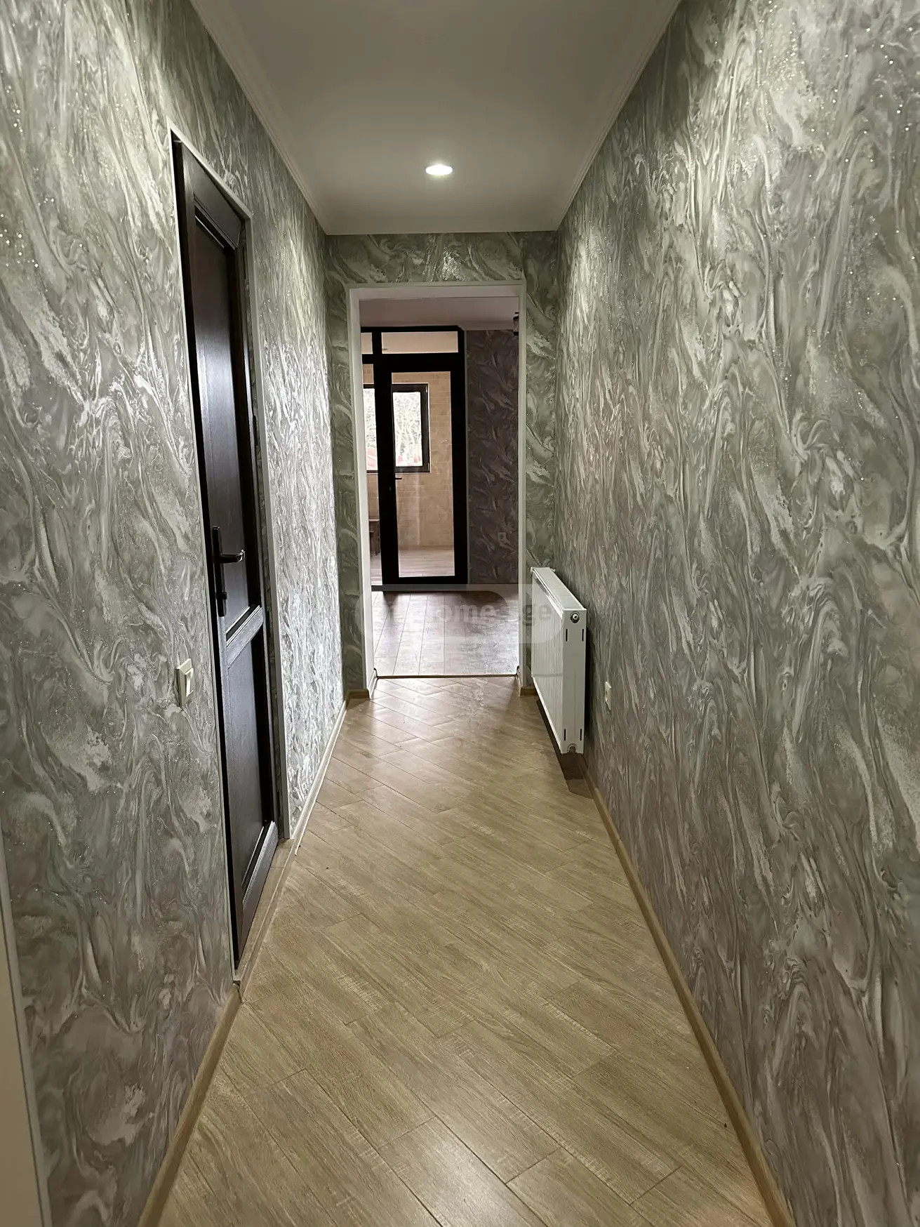 Varlamishvili st. 4 - 5 rooms