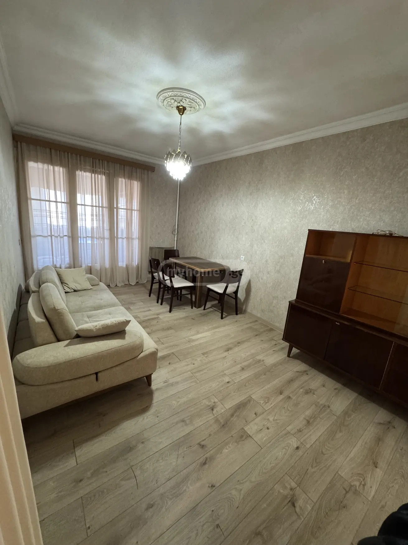 Квартира Gamsakhurdia Z. street 32