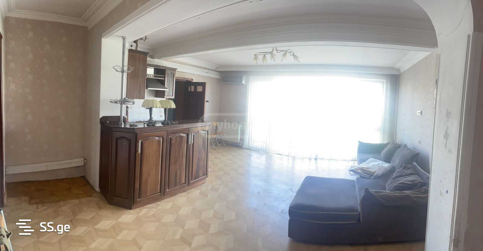 pekini st. 1 - 4 rooms