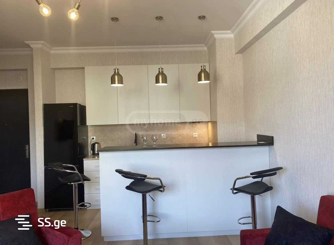 E. Amashukeli st. 0 - 2 rooms