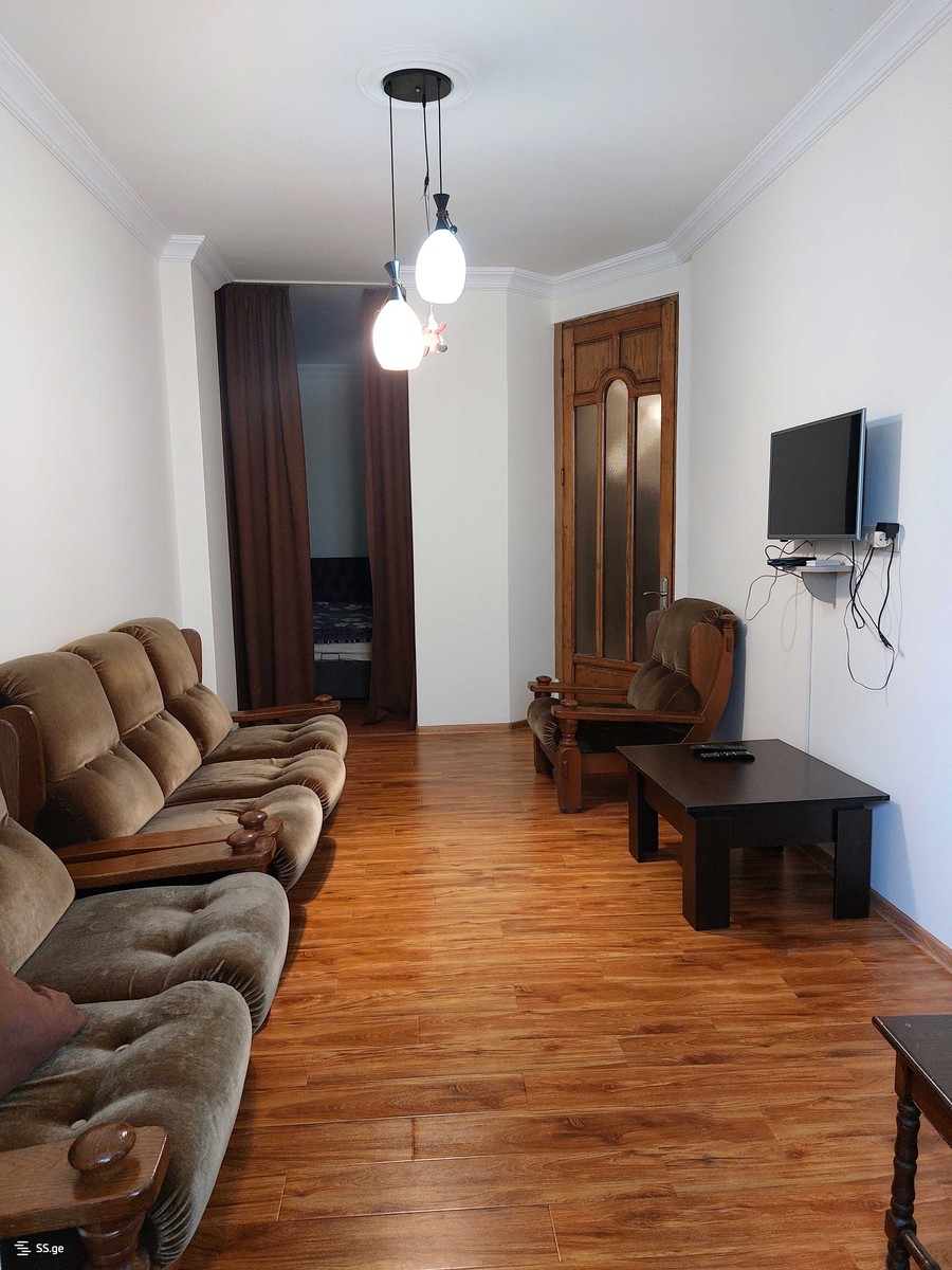 96 - 3 rooms