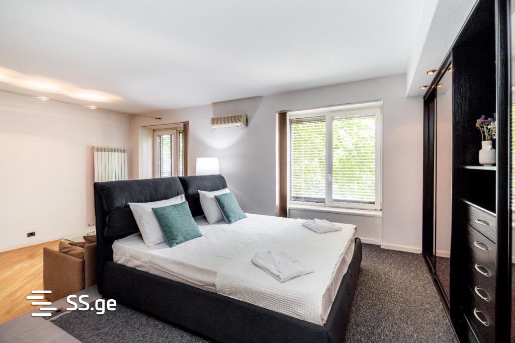 uznadze st. 4 - 3 rooms
