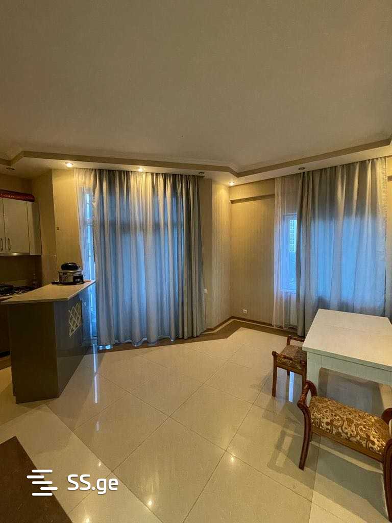 sairme st. 1 - 3 rooms