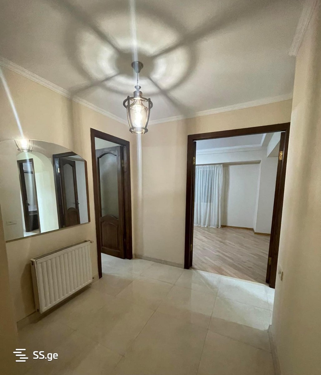 Block V - Digomi massive  70 - 3 rooms