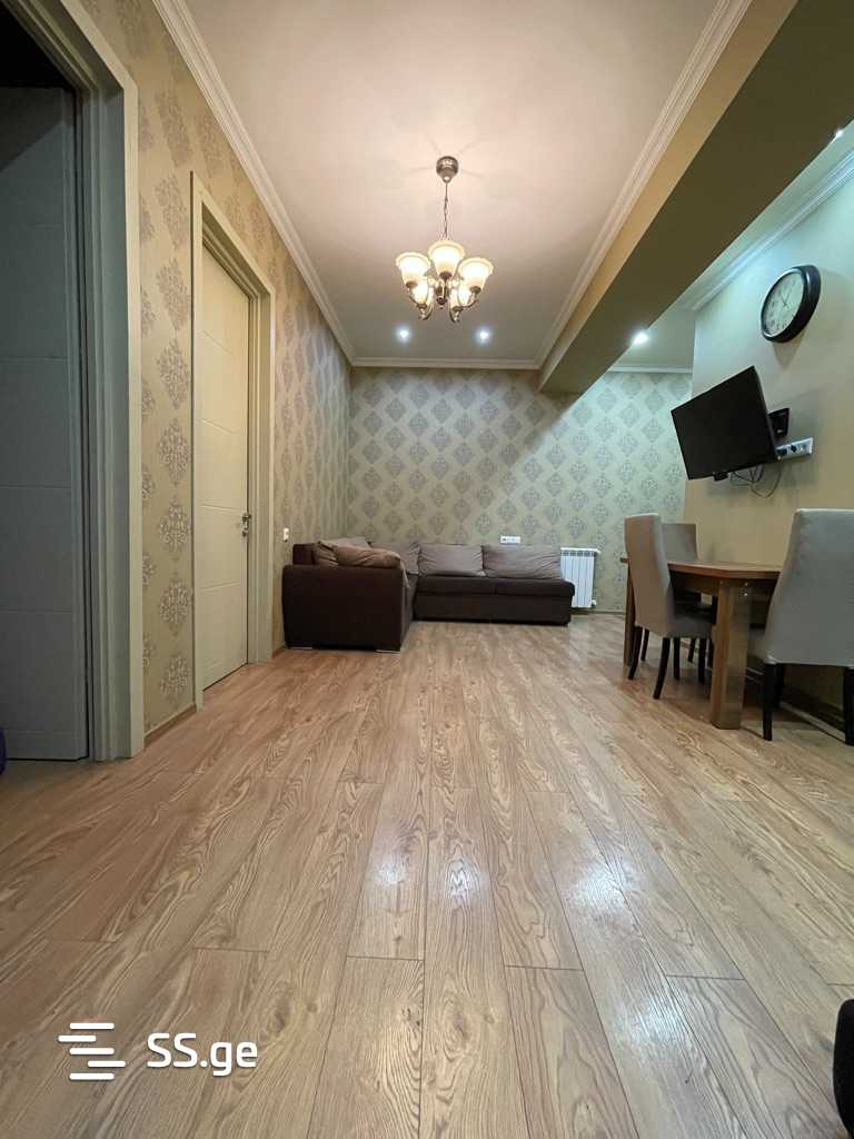 E. Amashukeli st. 22 - 3 rooms