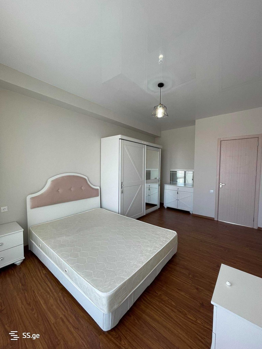 Beri Gabriel Salosi Ave. - 3 rooms