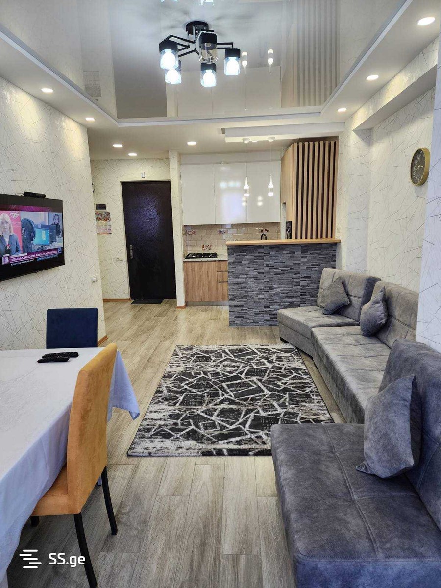 Beri Gabriel Salosi Ave. - 3 rooms