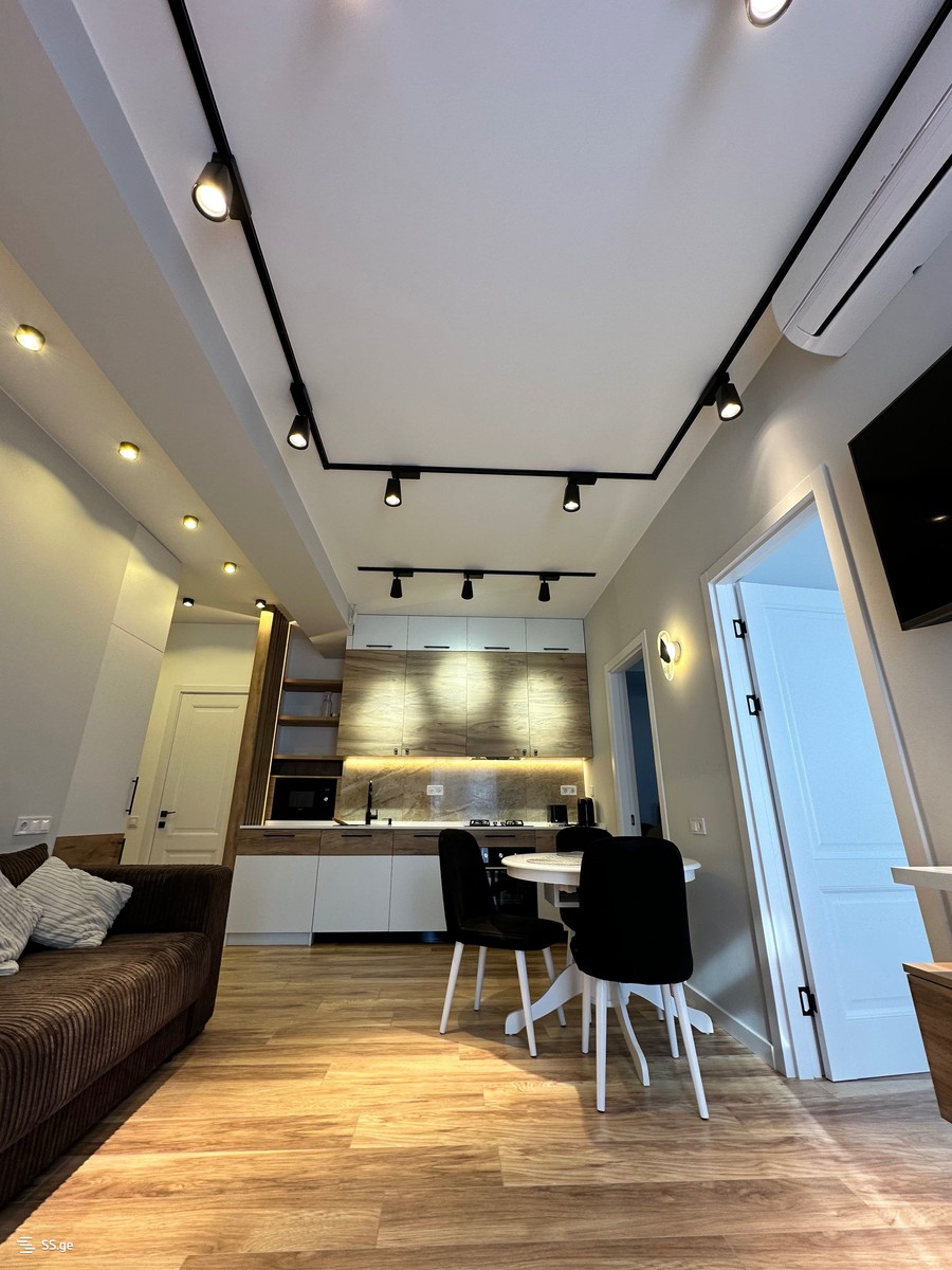 Politkovskaya St (jikia st.) 34 - 3 rooms