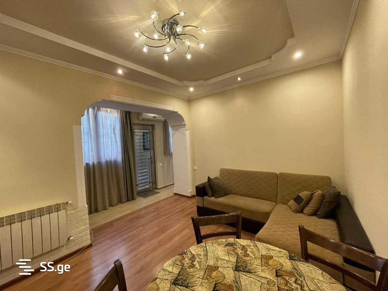 nishnianidze st. 4 - 3 rooms