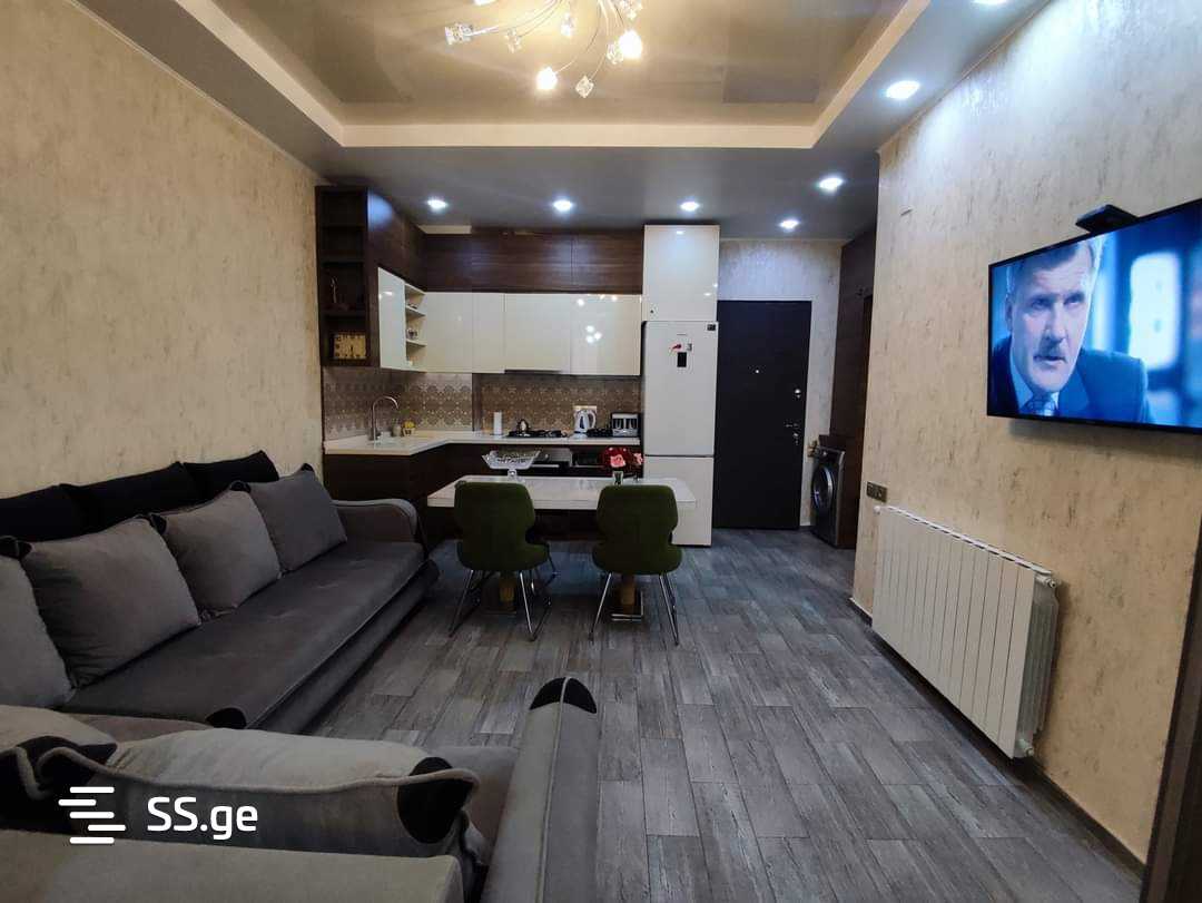 Firosman Street 18a - 3 rooms