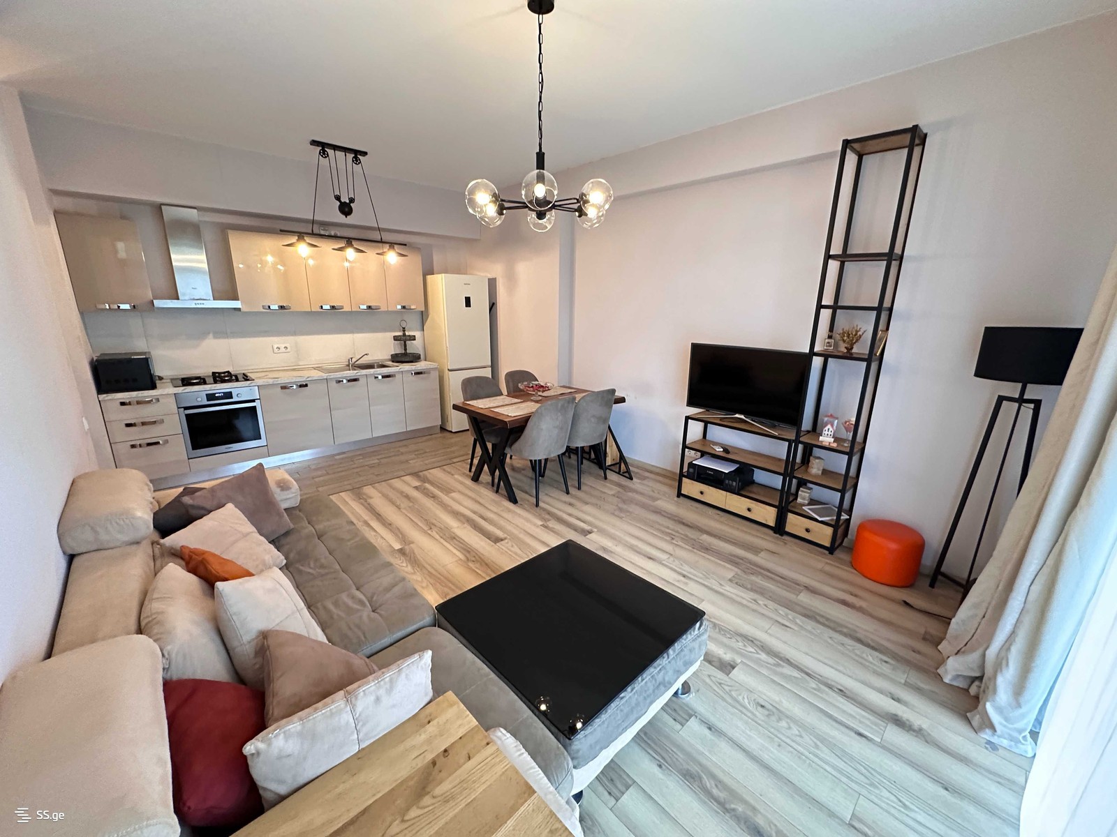 Kartozia st. 10 - 2 rooms