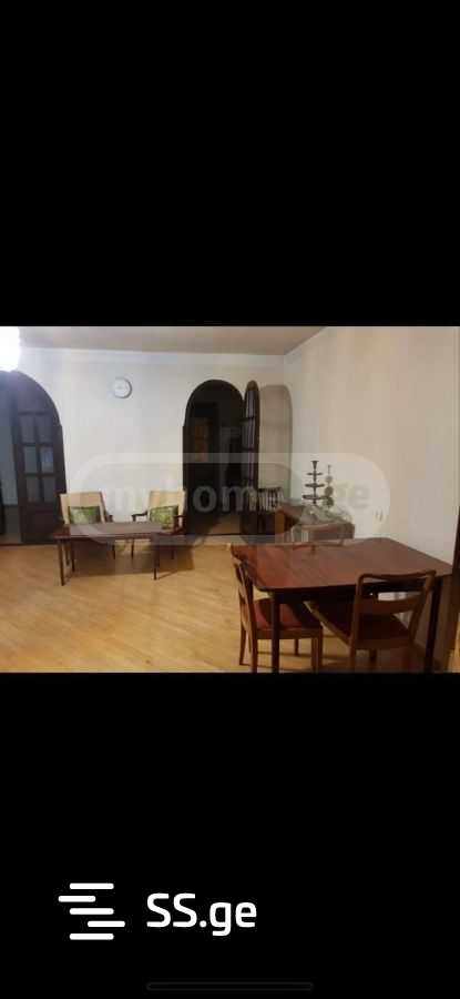 panaskerteli st. - 4 rooms
