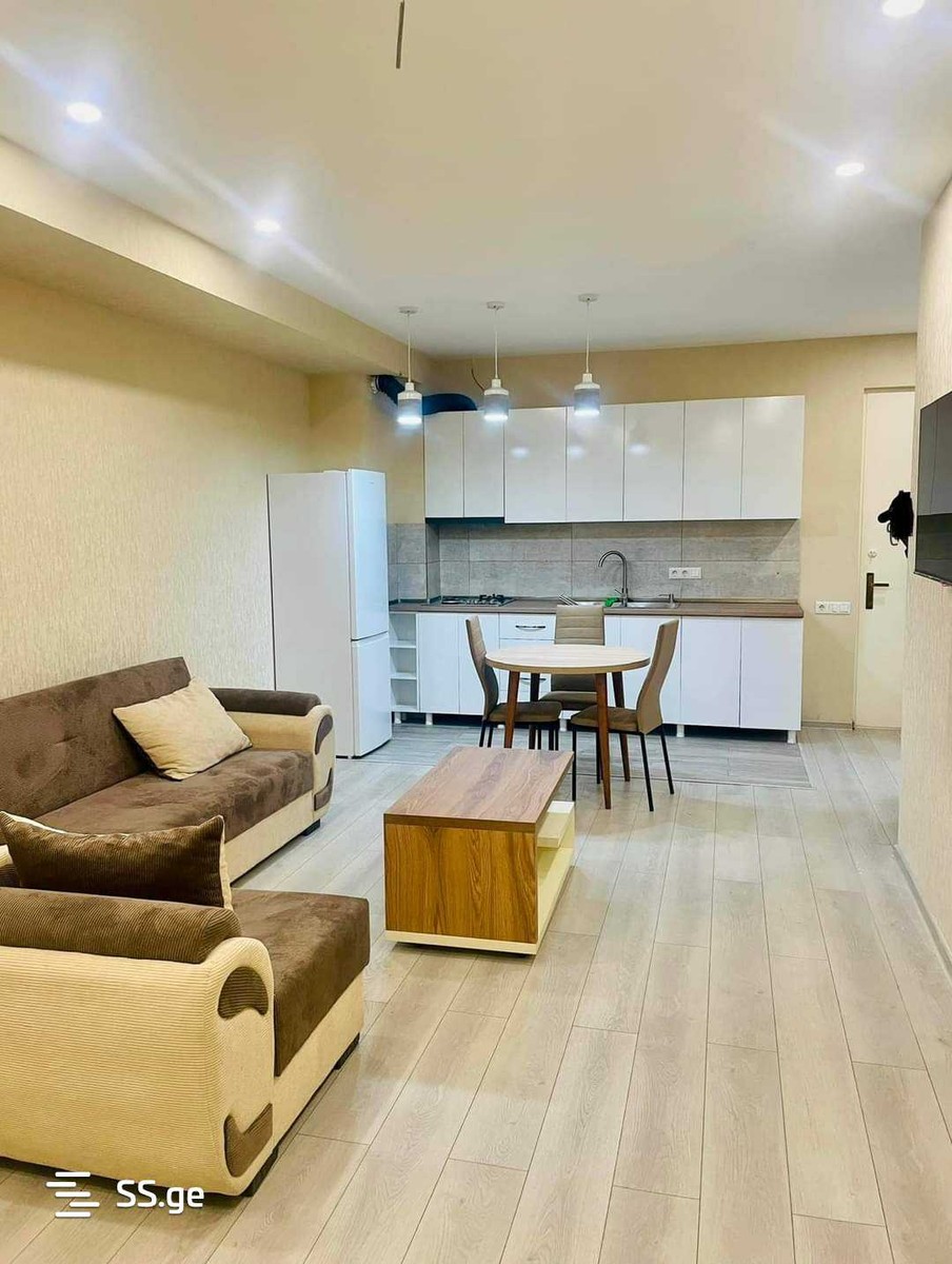 chkondideli st. - 3 rooms