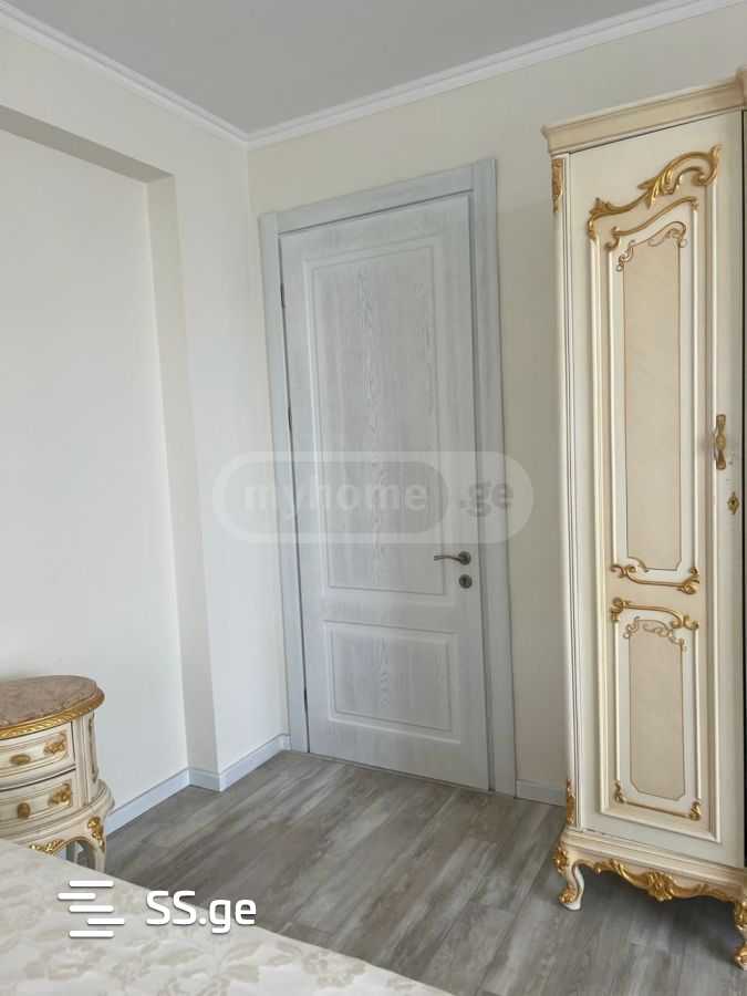 i. chavchavadze avenue - 5 rooms