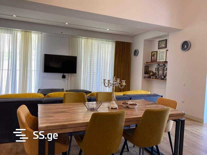 E. Amashukeli st. 12 - 4 rooms