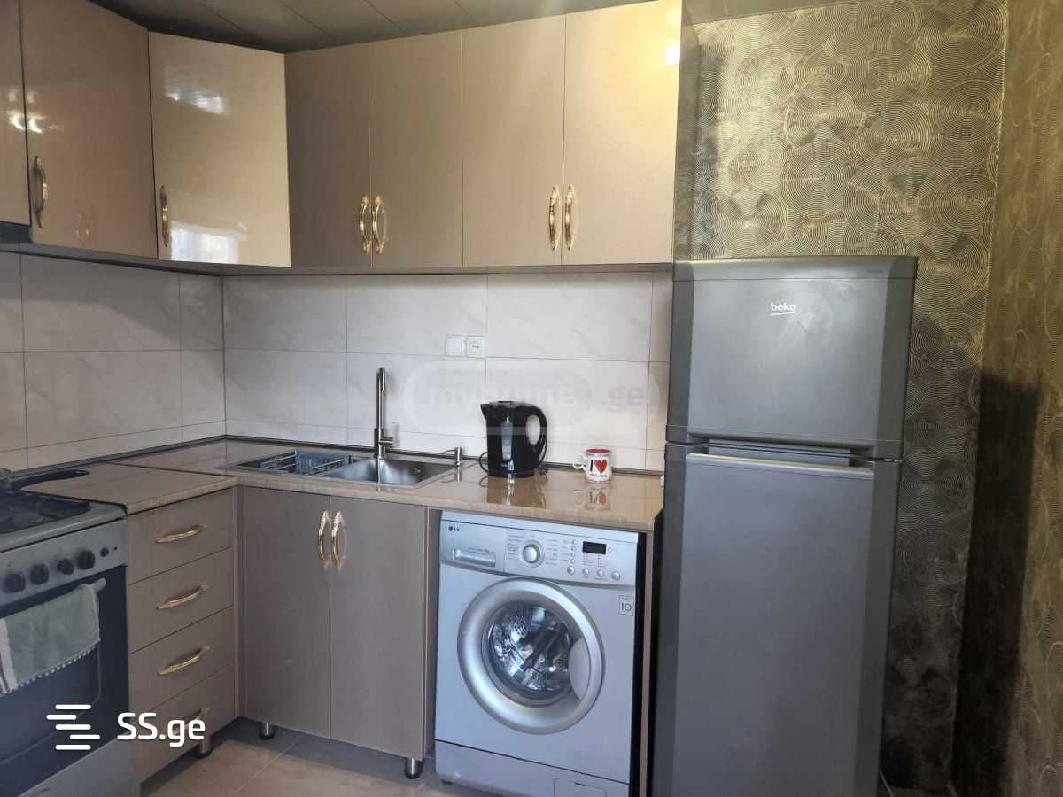 pekini st. 0 - 3 rooms