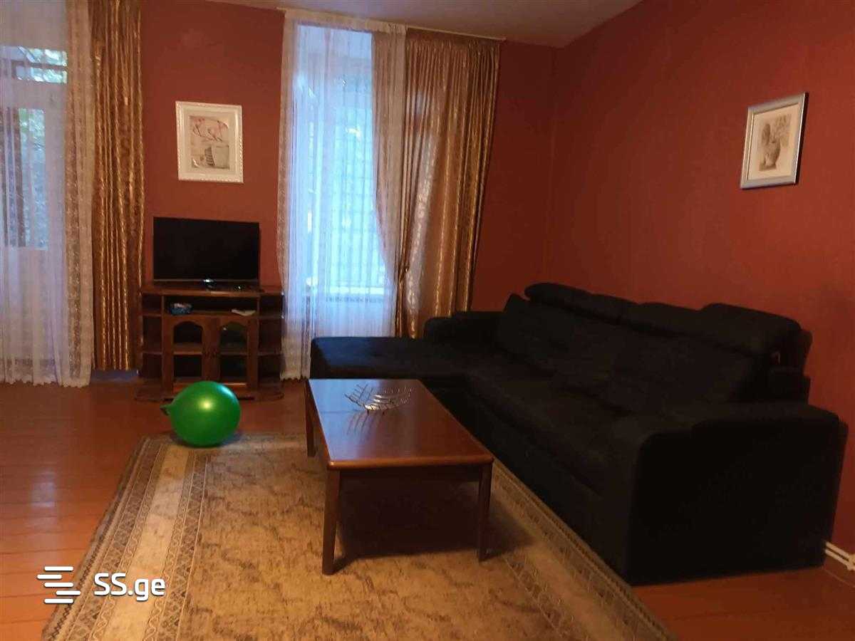 chonkadze st. 11 - 3 rooms