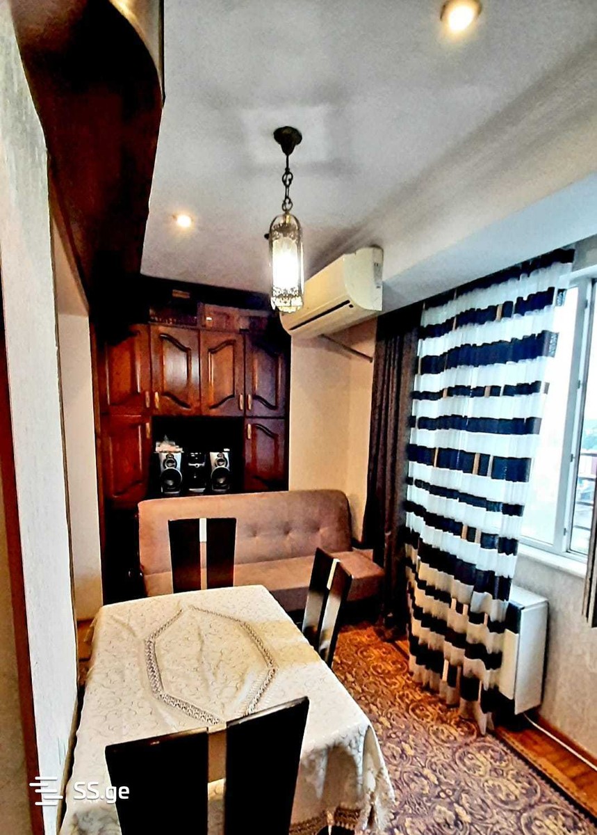 Zviad Gamsakhurdia st. 30 - 3 rooms