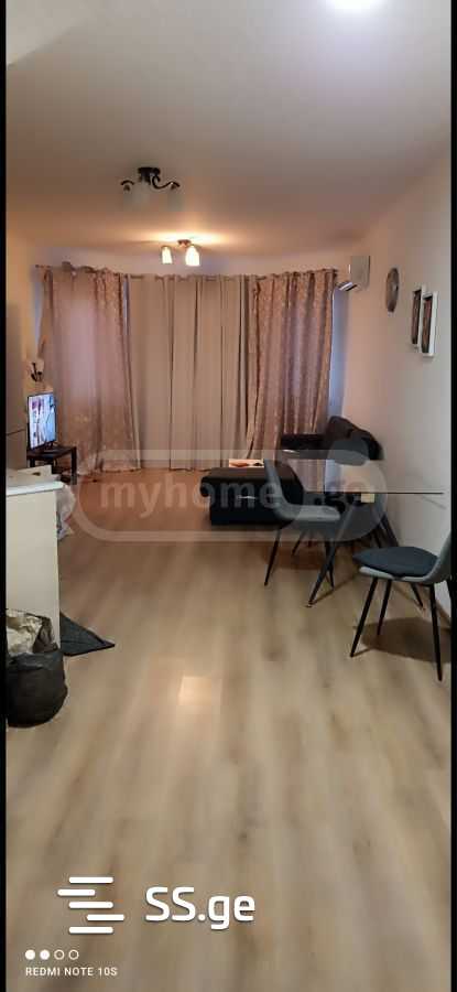 Beri Gabriel Salosi Ave. - 3 rooms