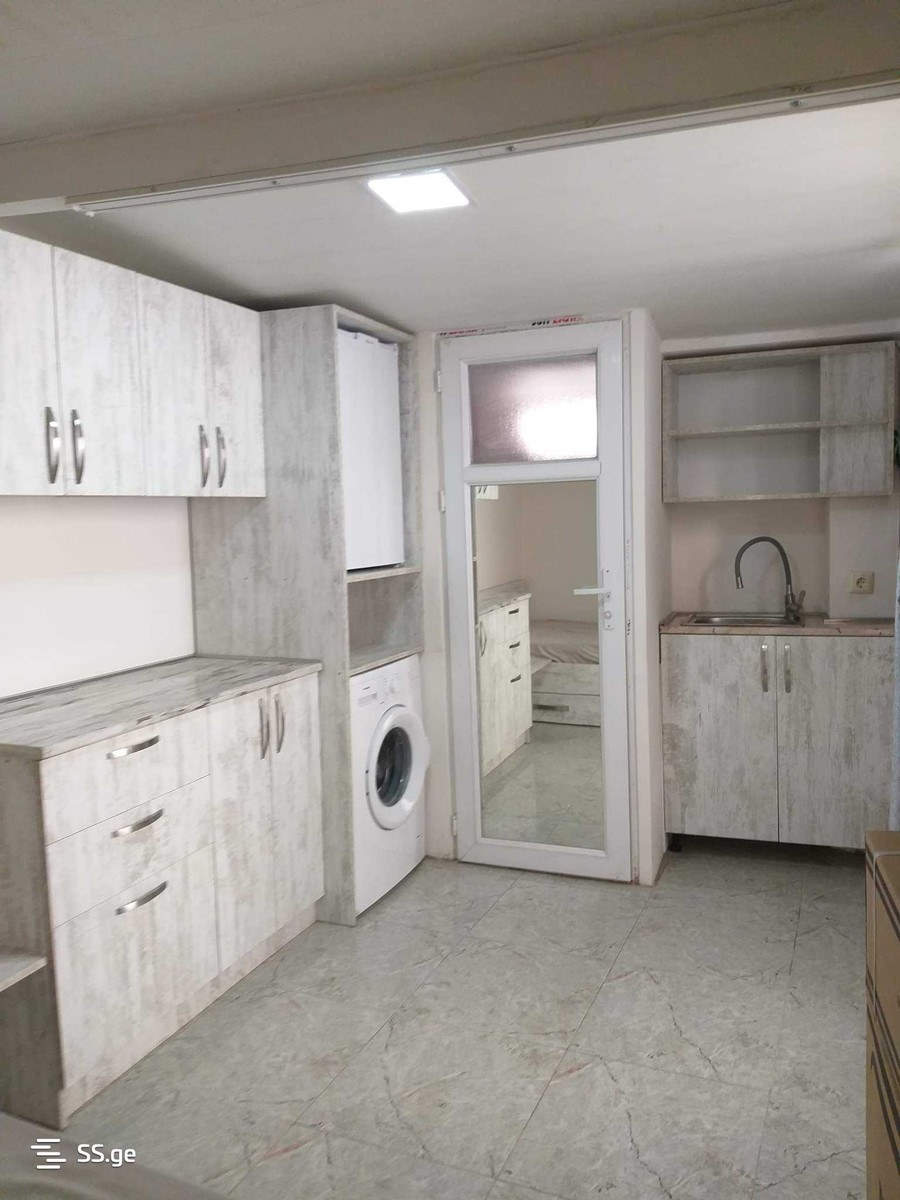 avlabri st. 24 - 1 rooms