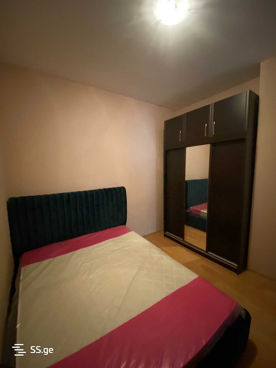 s. cincadze st 38 - 4 rooms