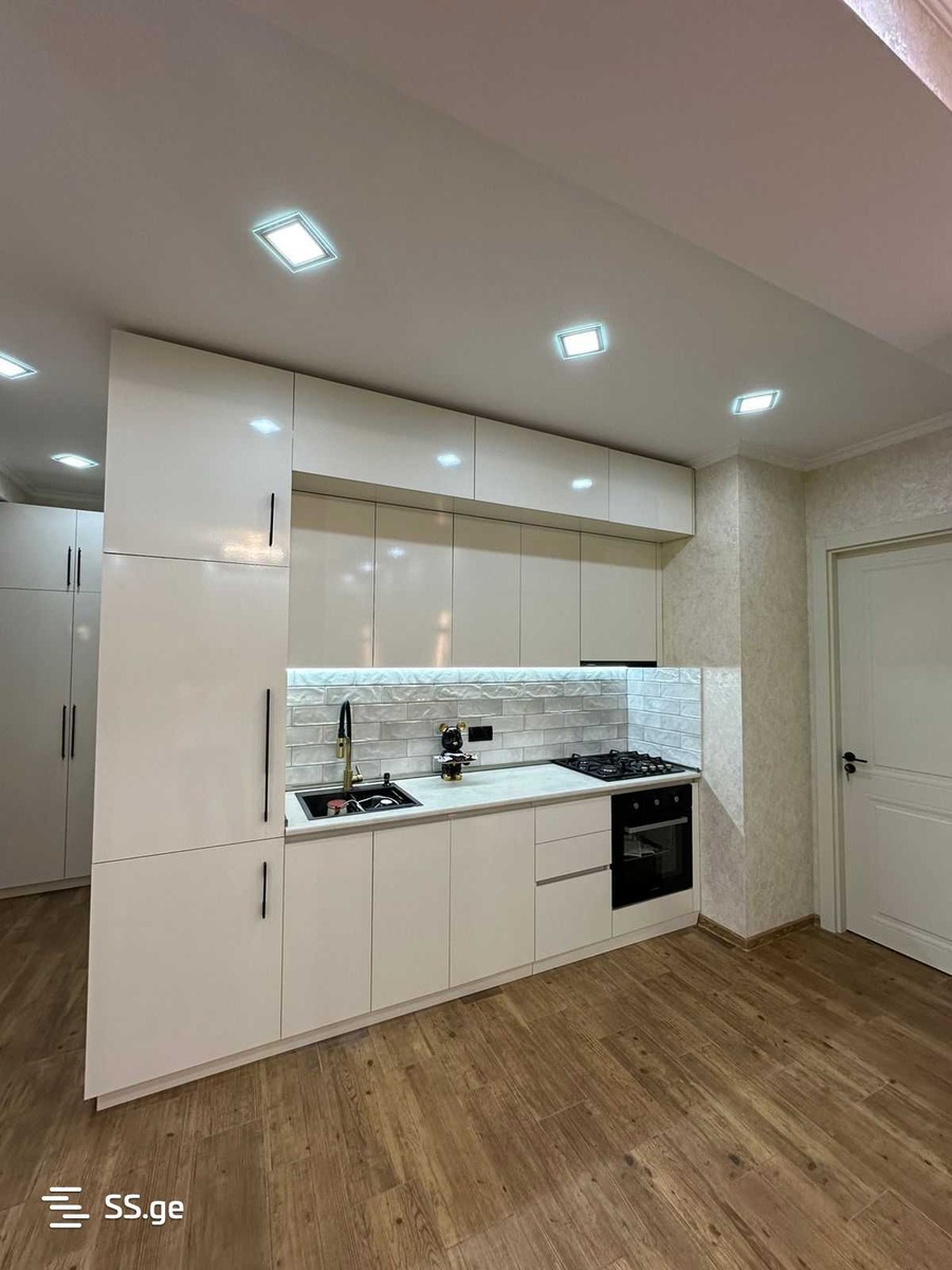 Asmati st. - 3 rooms