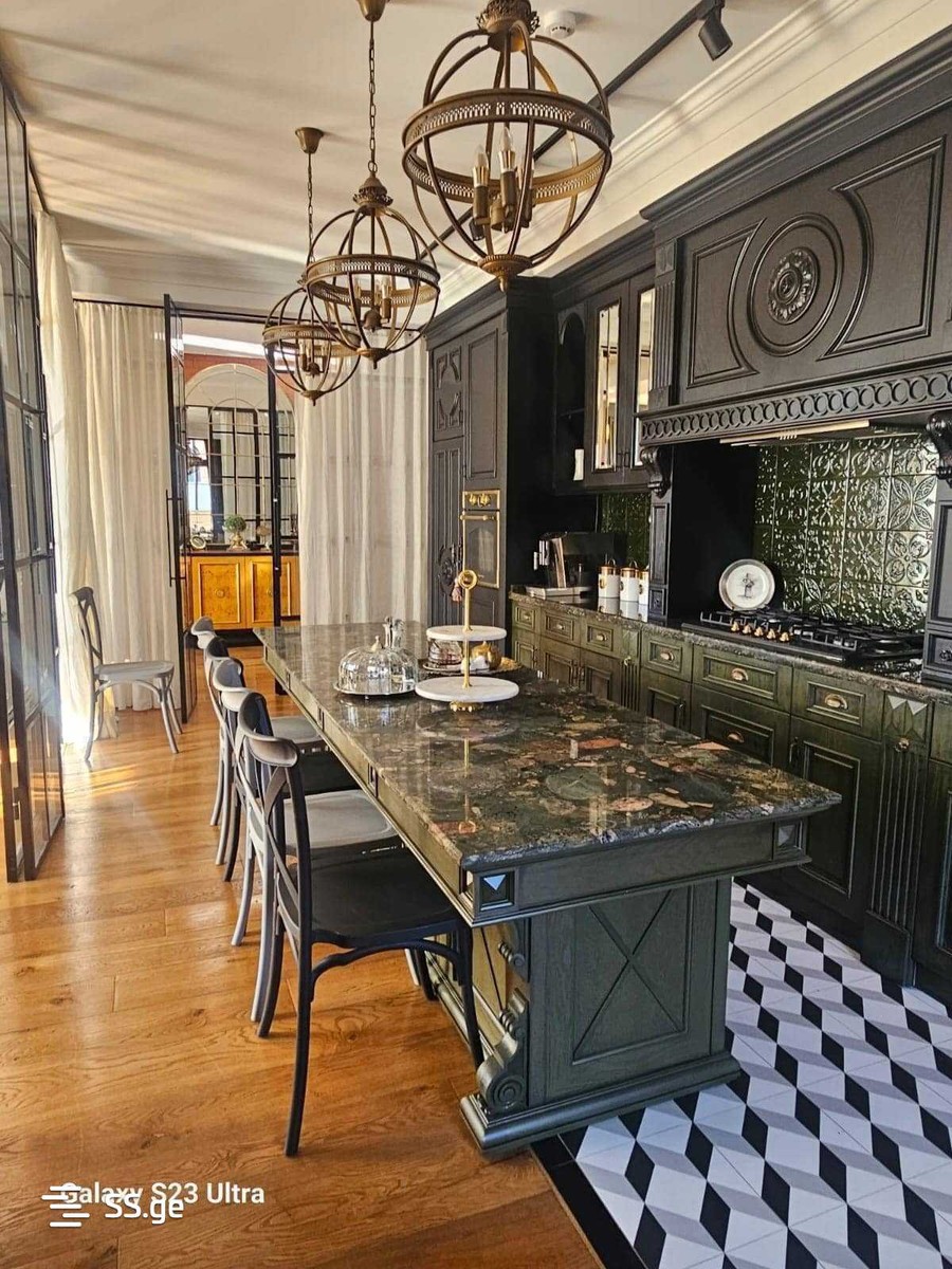 t. tabidze st. - 4 rooms