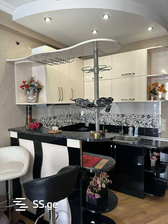 E.Magalashvili st. - 3 rooms