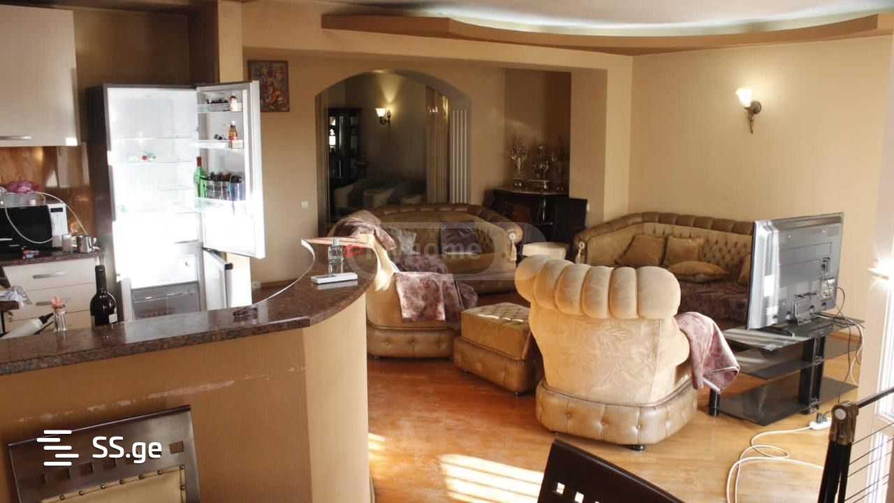 Ts. Dadiani st. (nadzaladevi) - 3 rooms