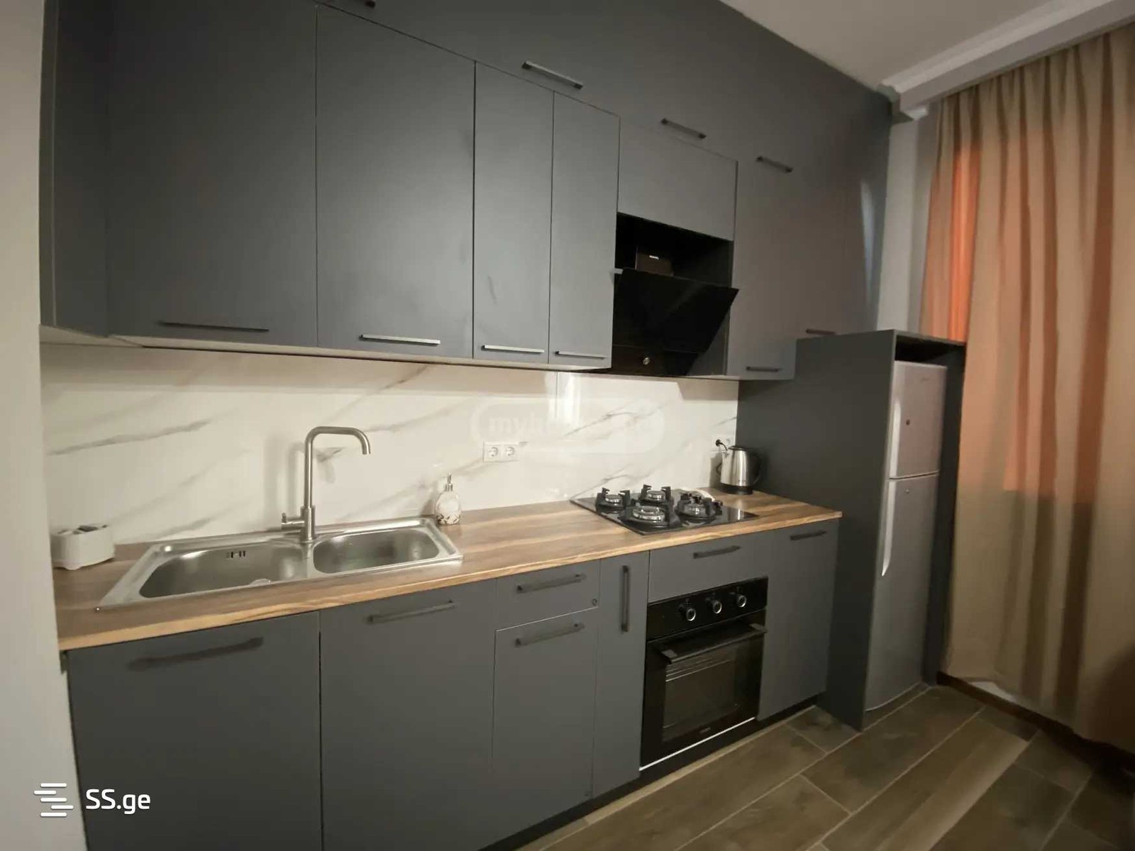 Ts. Dadiani st. (chugureti) - 3 rooms