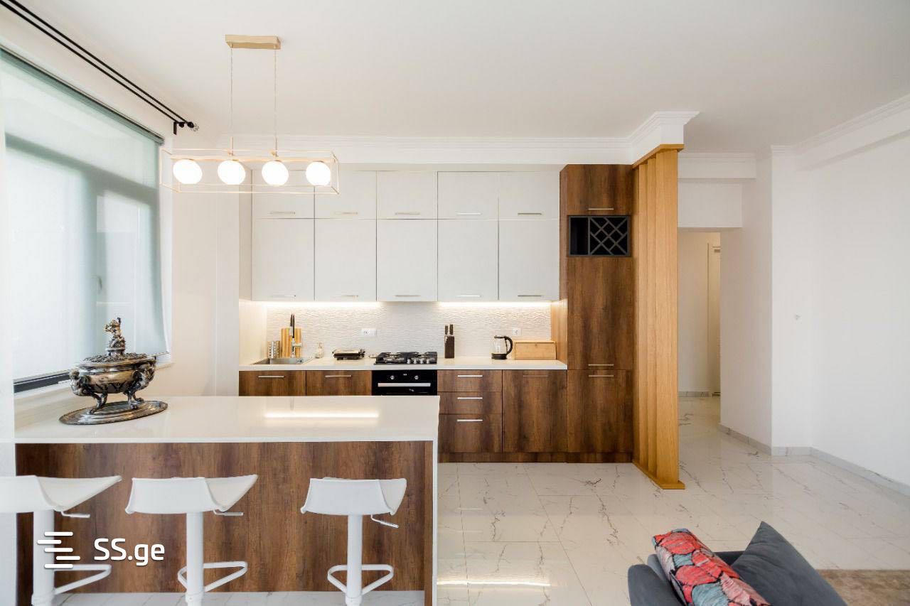 universiteti st. - 3 rooms