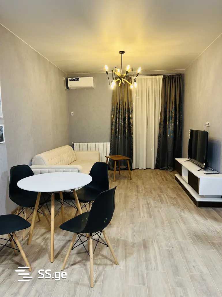 Marshal Archil Gelovani Ave. - 2 rooms