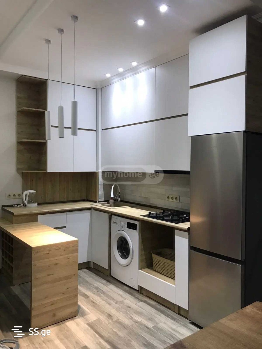 a.wereTlis avenue 117 - 4 rooms