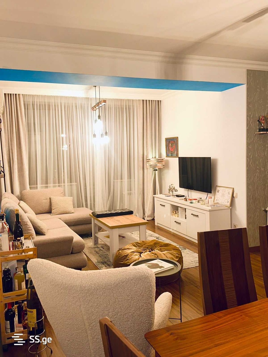 s. cincadze st 5 - 3 rooms