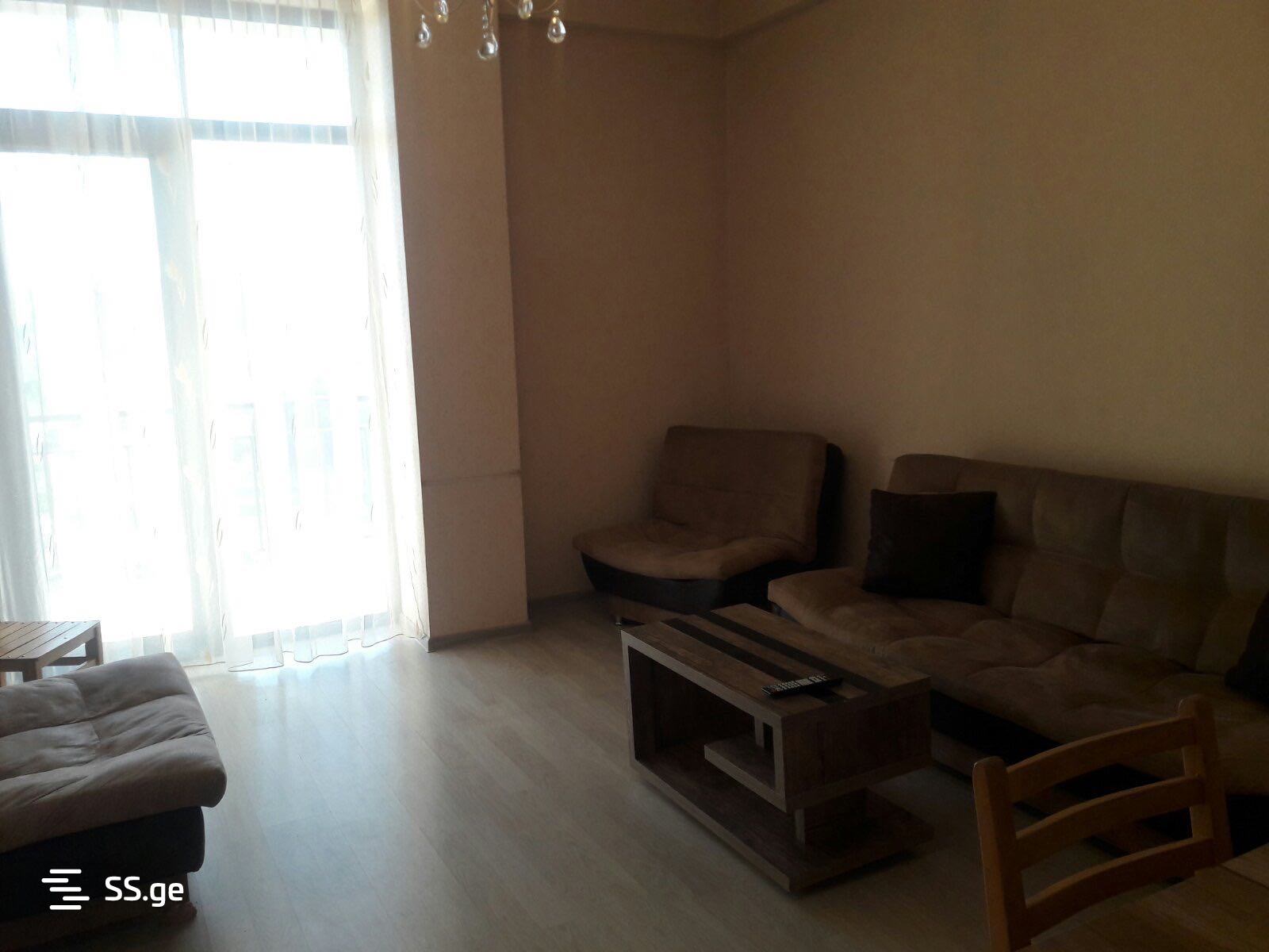 17 Shindiseli gmiri st. 9 - 3 rooms