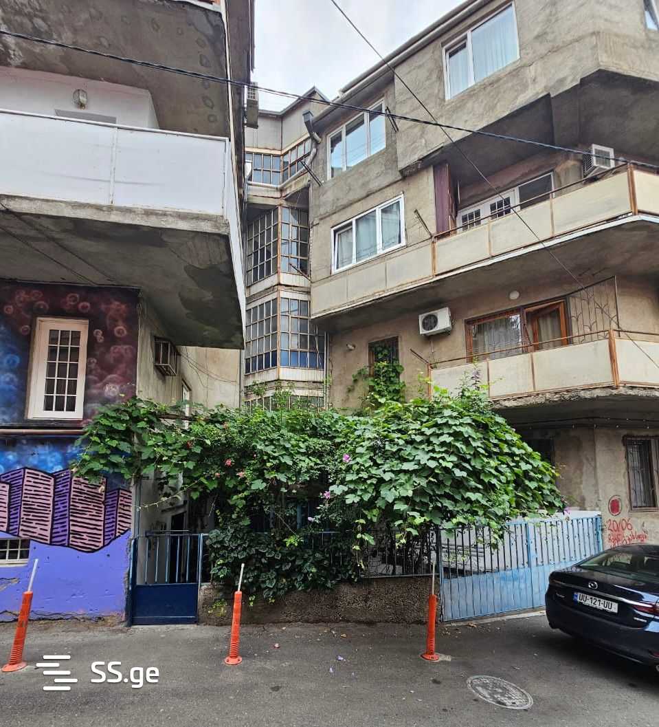 kavlashvili st. 4 - 2 rooms