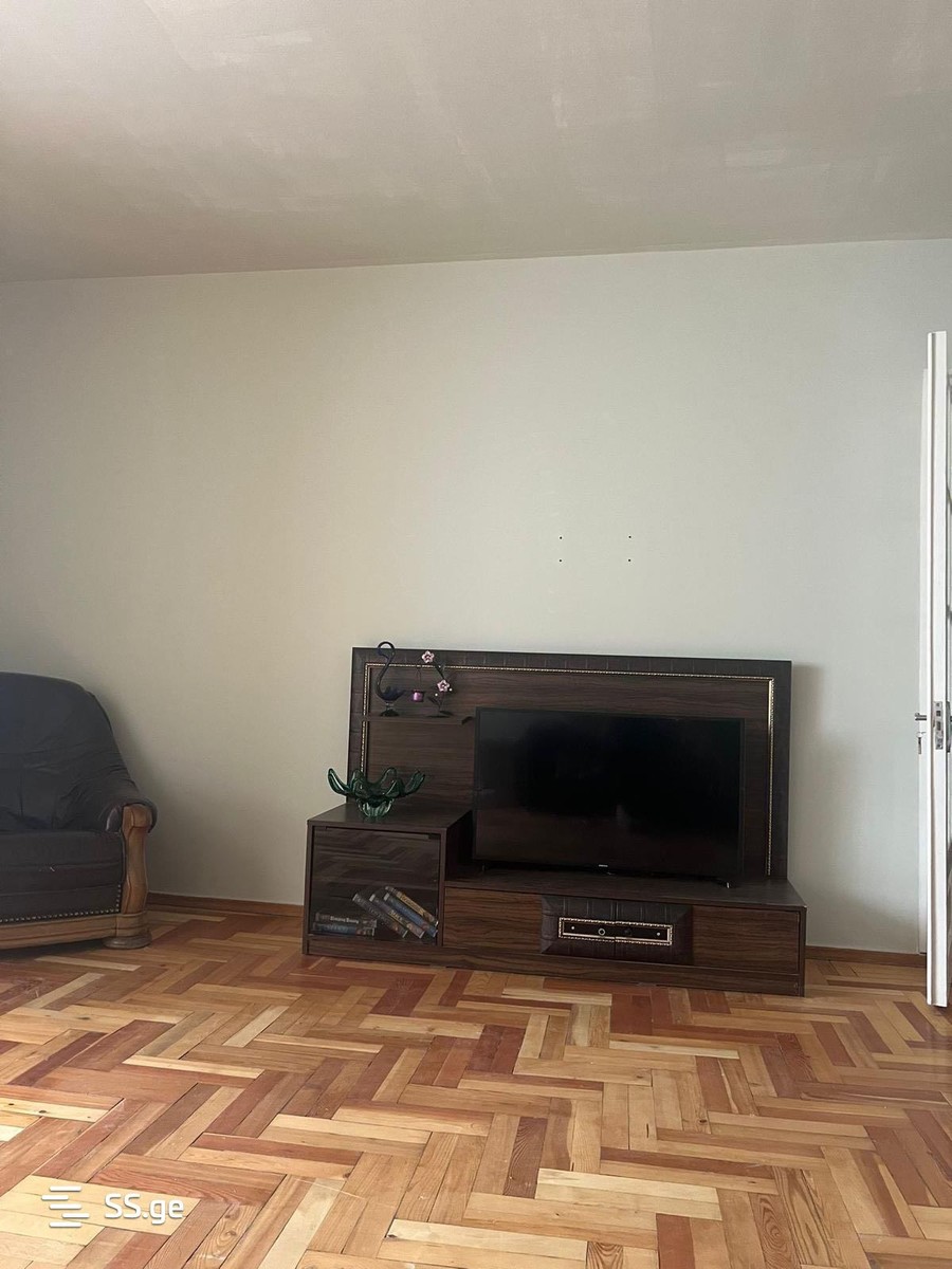 III Microdistrict - Varketili - 5 rooms
