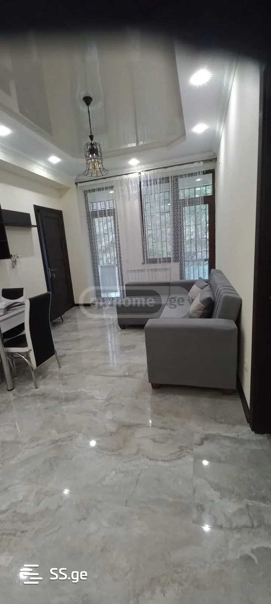 universiteti st. - 3 rooms