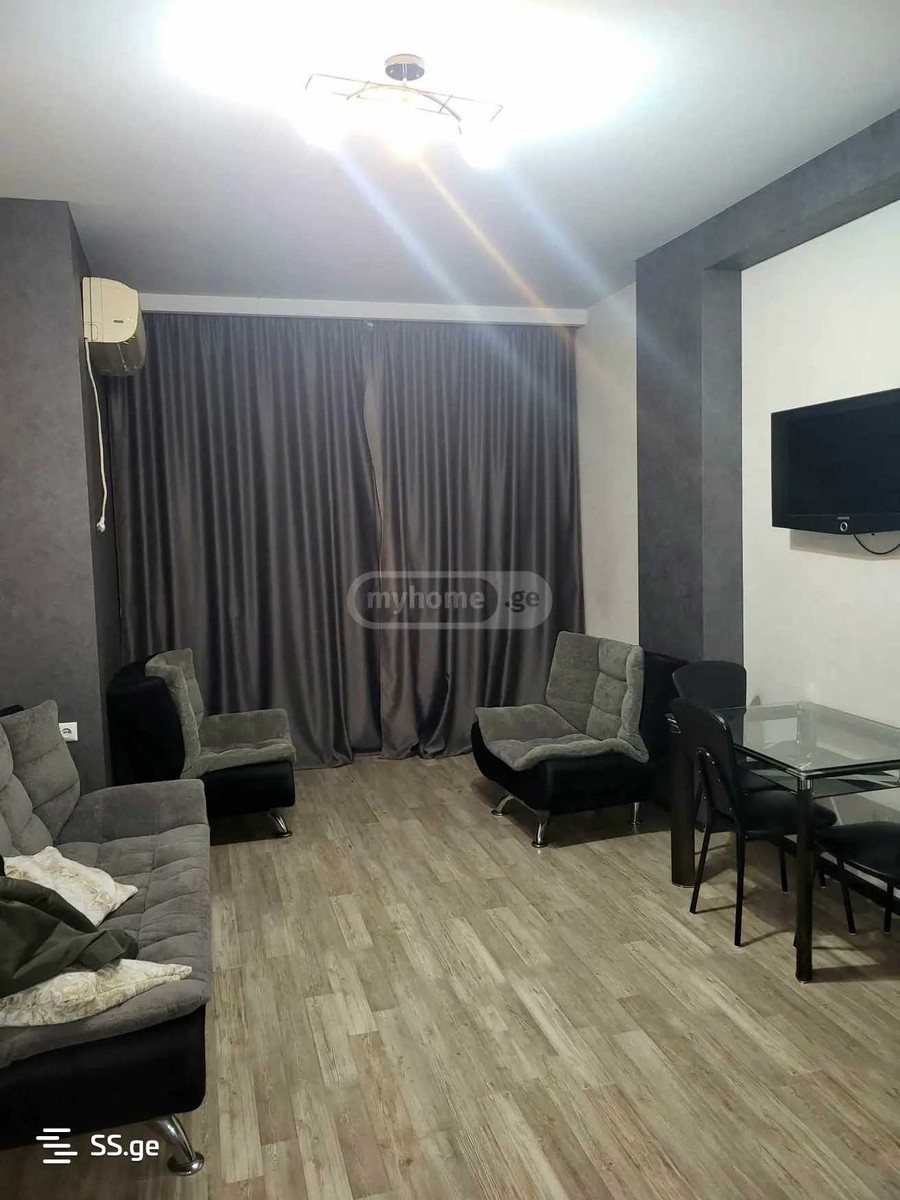 a.wereTlis avenue - 2 rooms