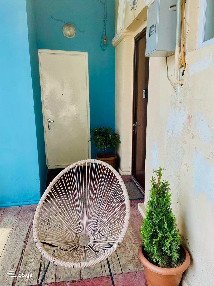 vakhtanq VI st. 1 - 2 rooms