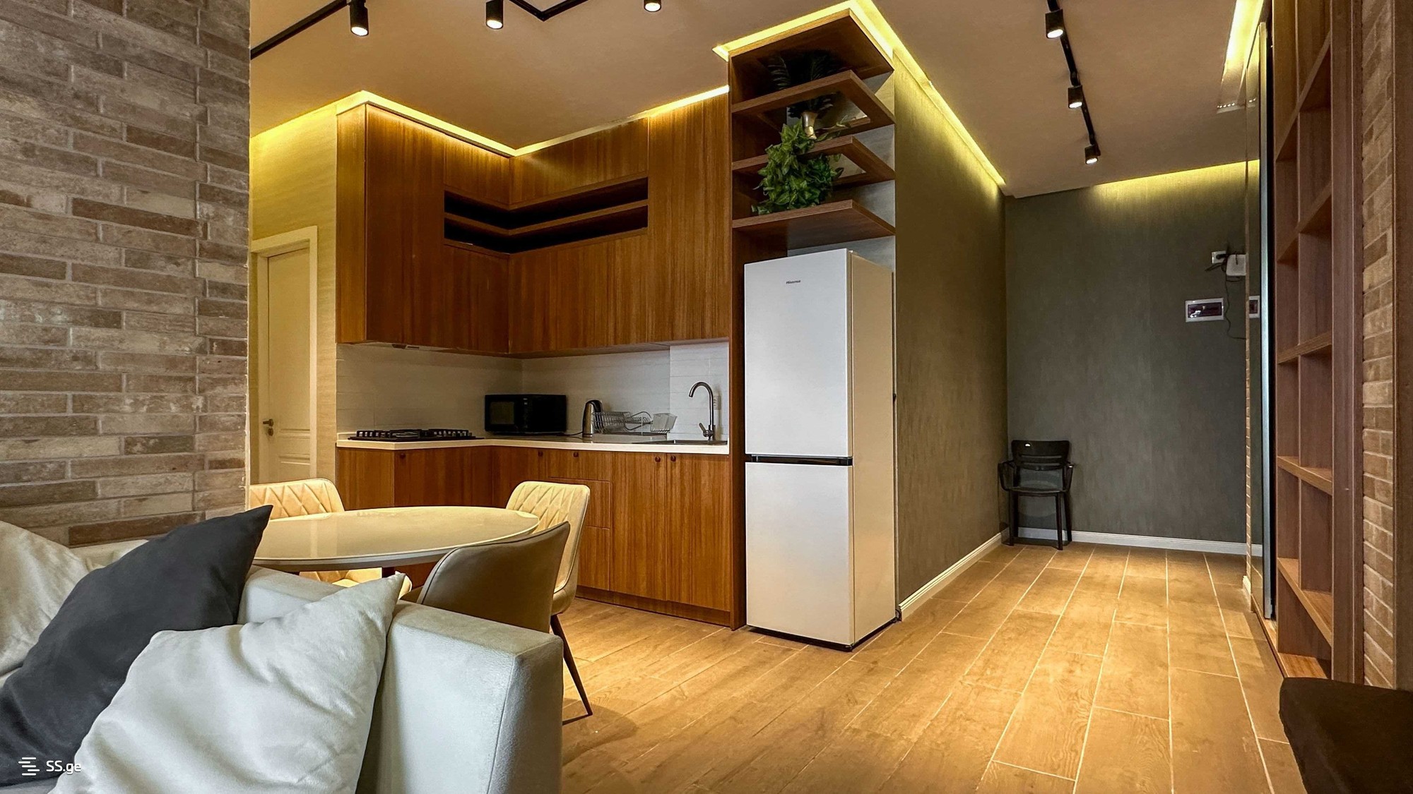 n. zhvania st. - 3 rooms