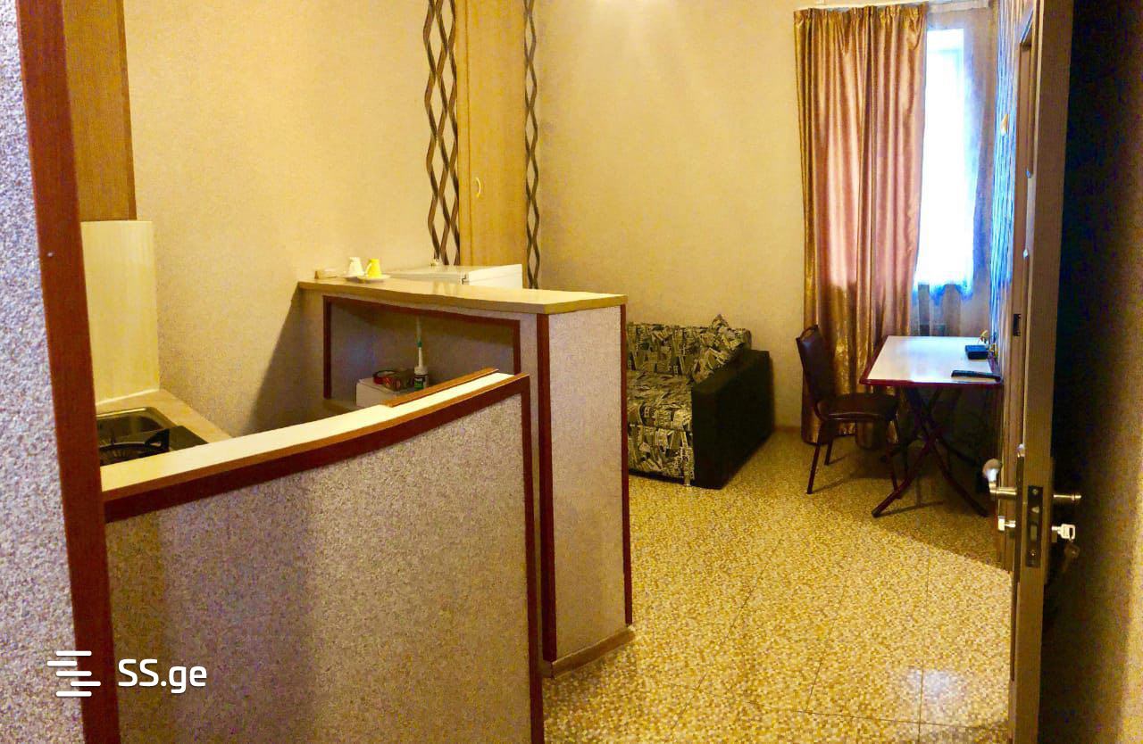 uznadze st. 6 - 1 rooms
