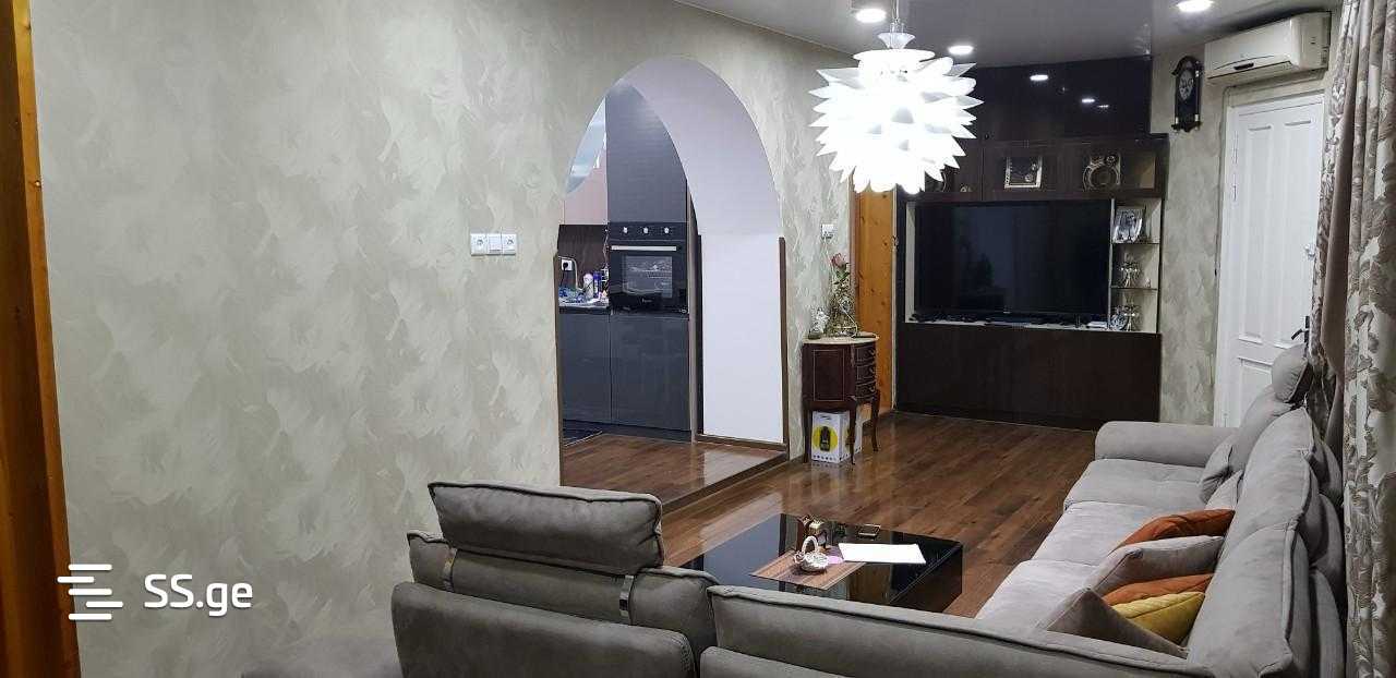 arsena st. 20 - 4 rooms