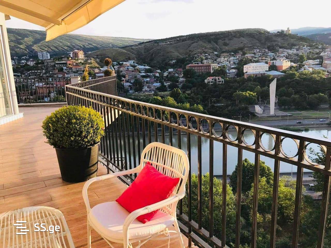 ketevan tsamebuli avenue (avlabari) 41 - 3 rooms