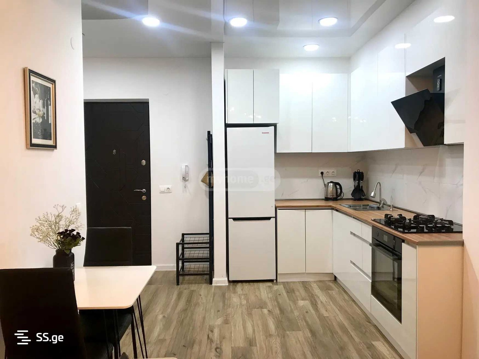 parnavaz mepe avenue 26 - 2 rooms