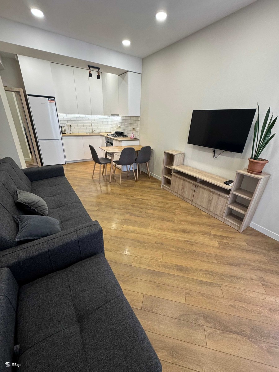 navtlugi st. - 3 rooms