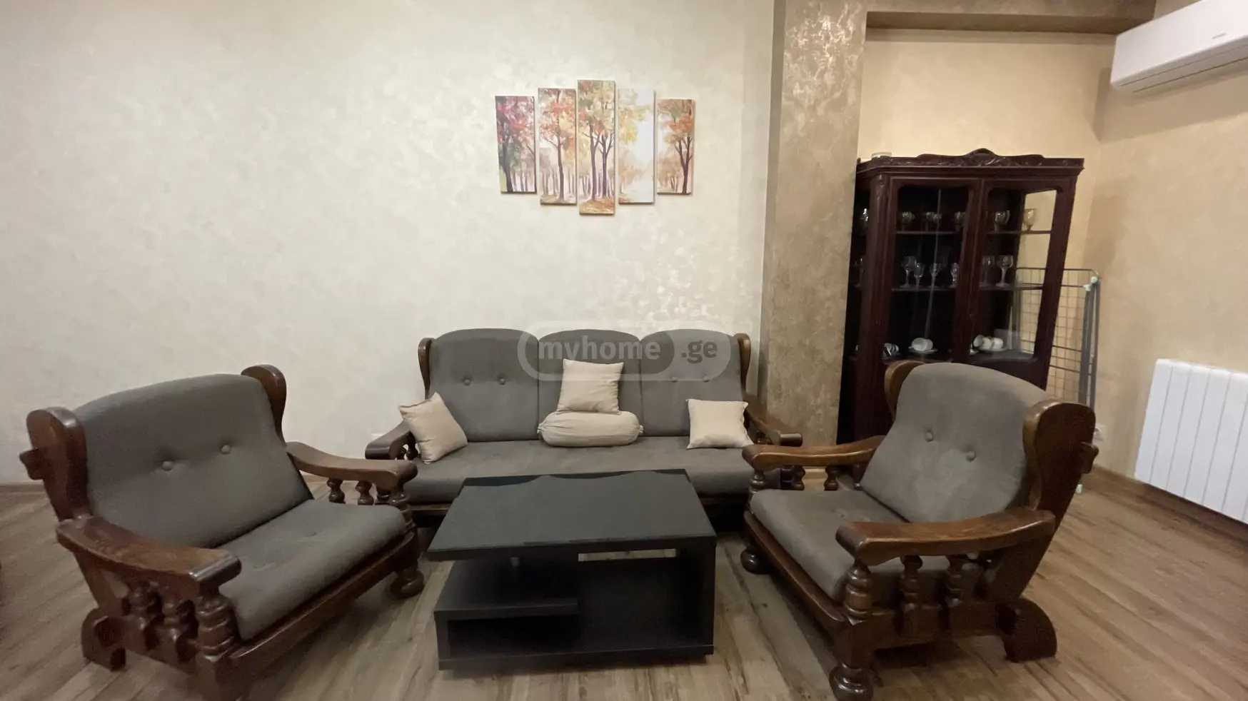 u. chkheidze st. . - 3 rooms