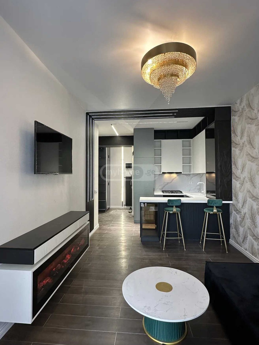 universiteti st. 39 - 3 rooms