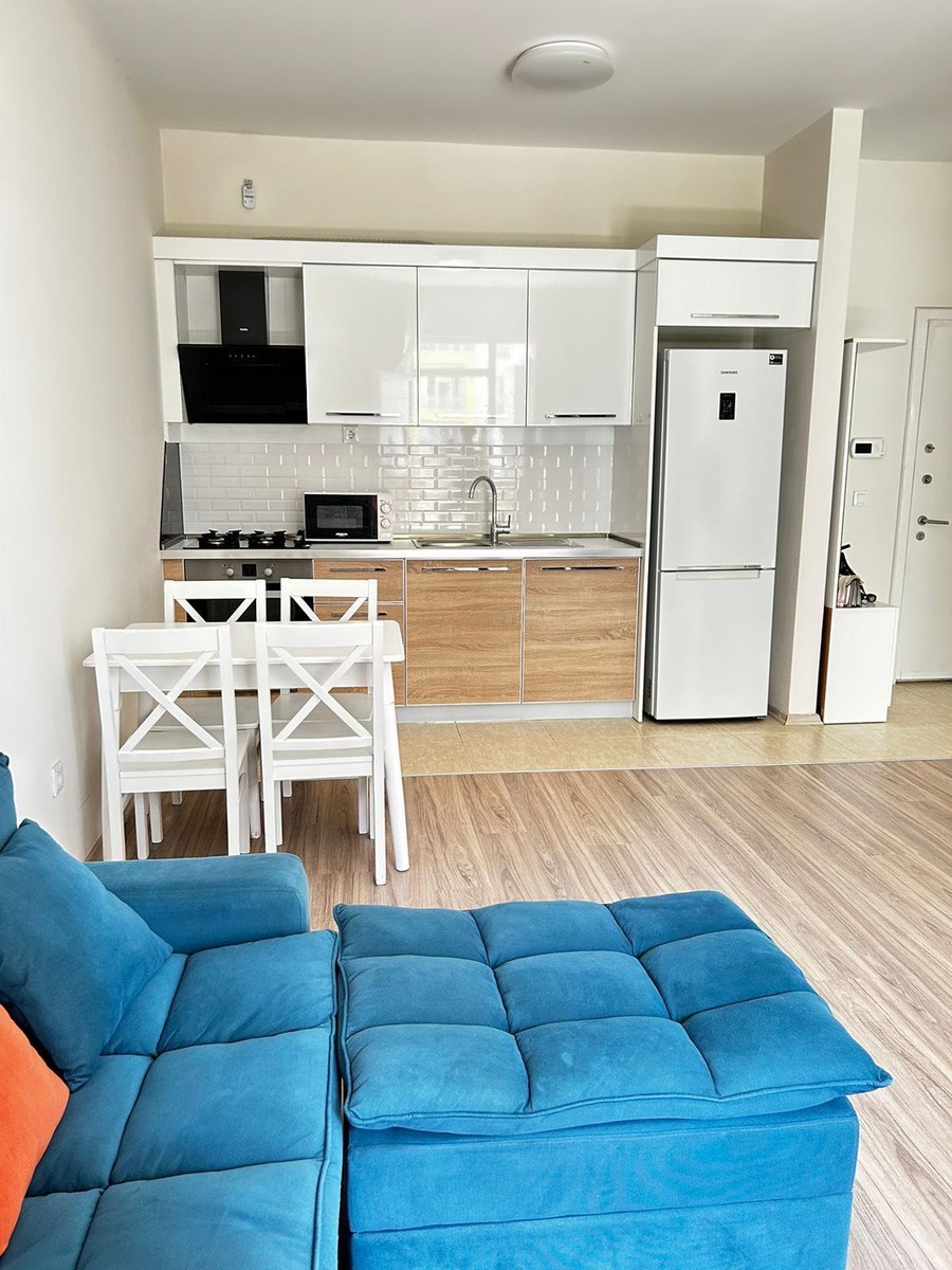 Bob walsh st. - 2 rooms