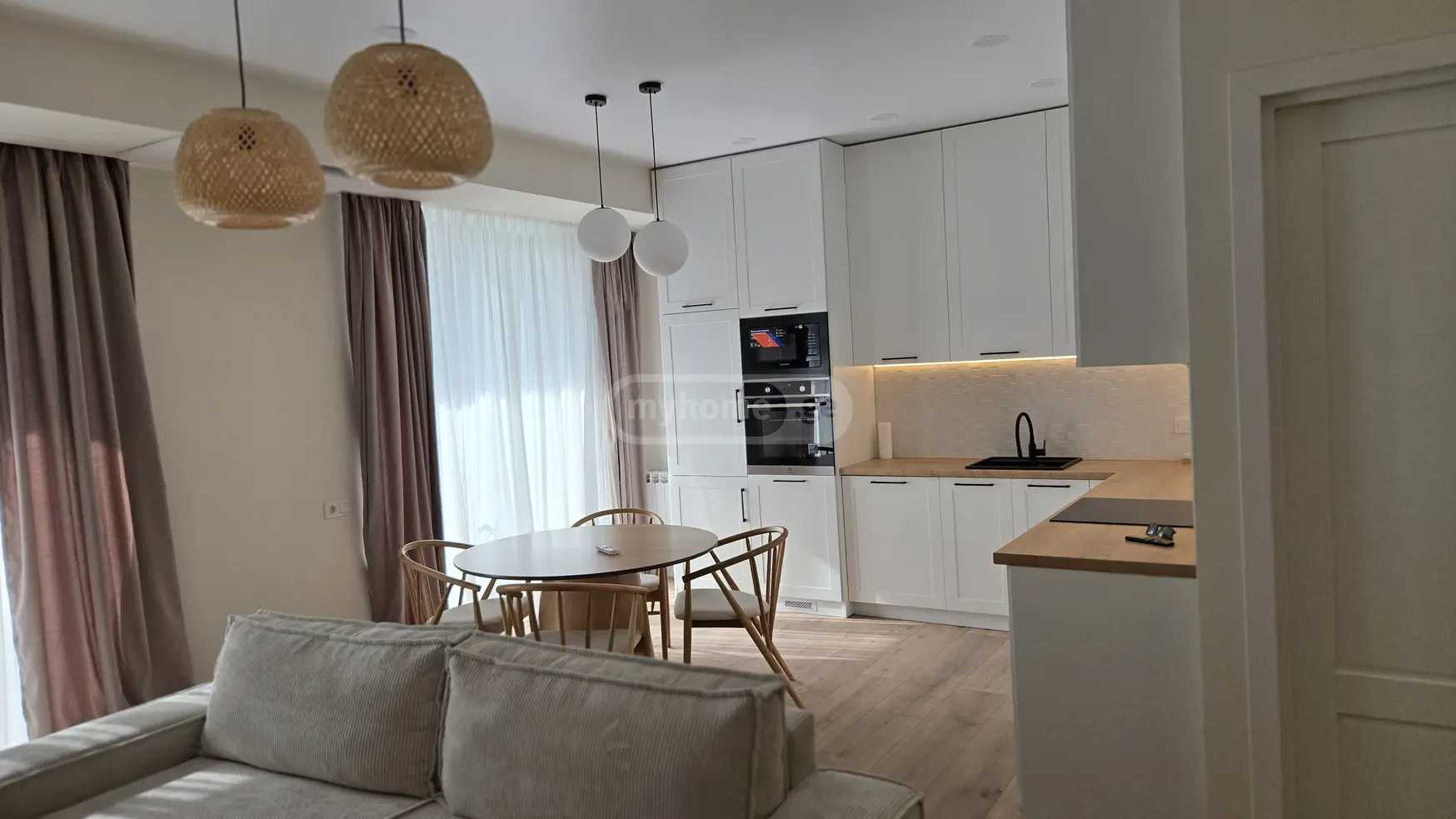 Tamarashvili st. (Saburtalo) 13 - 3 rooms